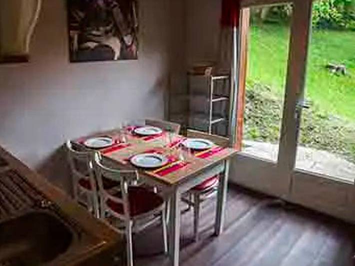 Camping pour 6 personnes, avec bassin pour enfant, animaux acceptés dans les Hautes-Pyrénées - 4