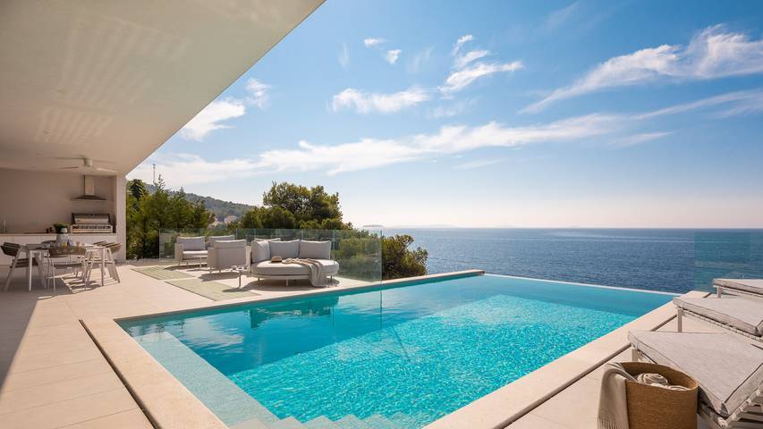 Ferienhaus für 11 Personen, mit Balkon und Balkon/Terrasse sowie Meerblick und Terrasse