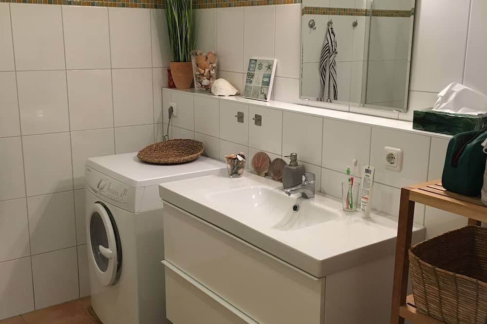 Ganze Wohnung, Ferienwohnung 800 vom Ostseestrand und am Naturschutzgebiet! in Barendorf, Dassow