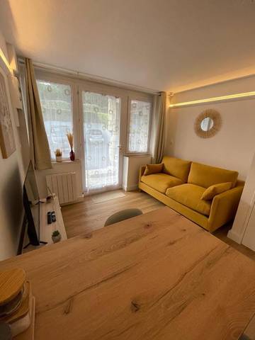 Gîte pour 2 personnes, avec terrasse dans Plage Kerfany