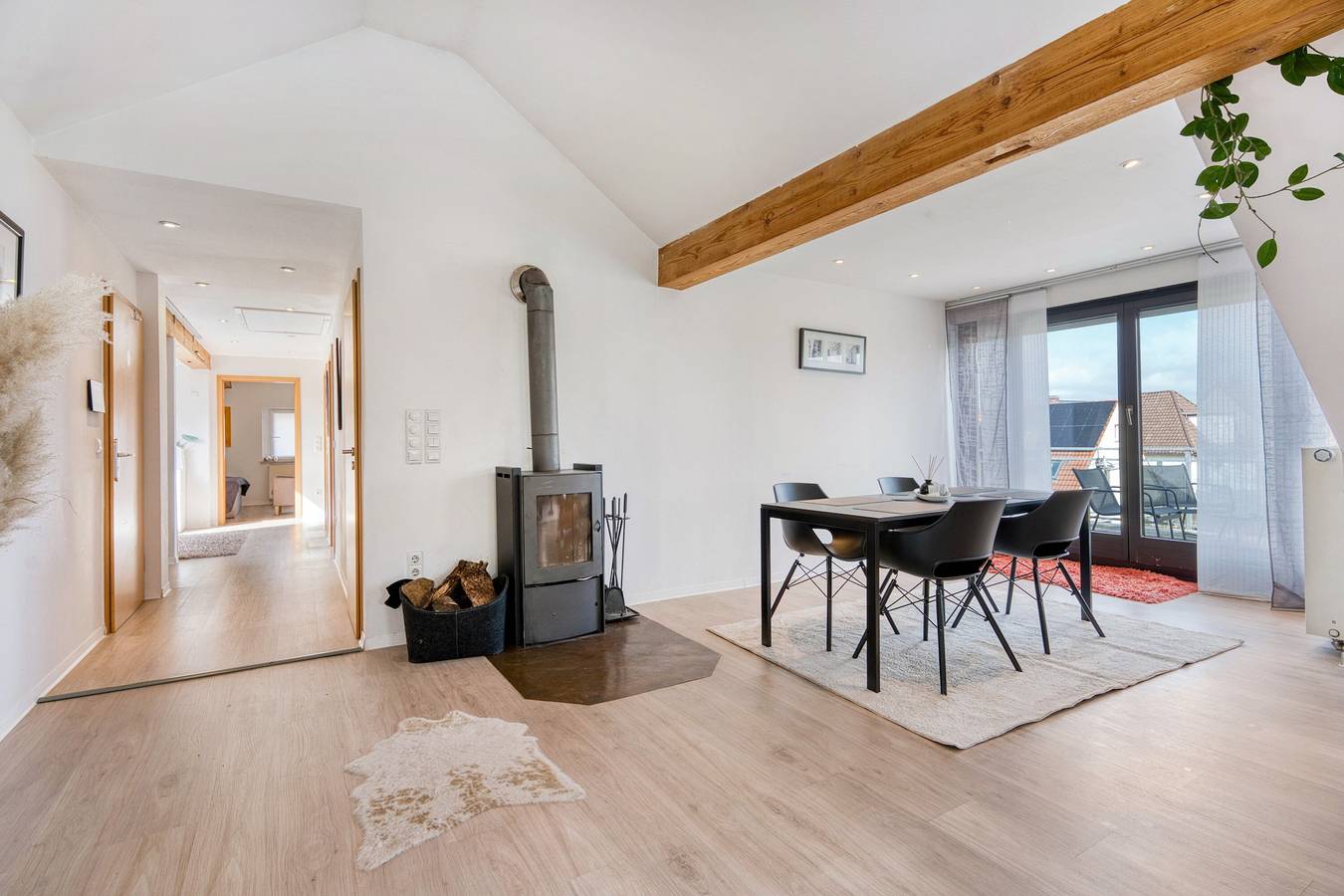 Geheel appartement, Appartement 'Charmante Auszeit' met balkon en wifi in Bielefeld, Noordrijn-Westfalen