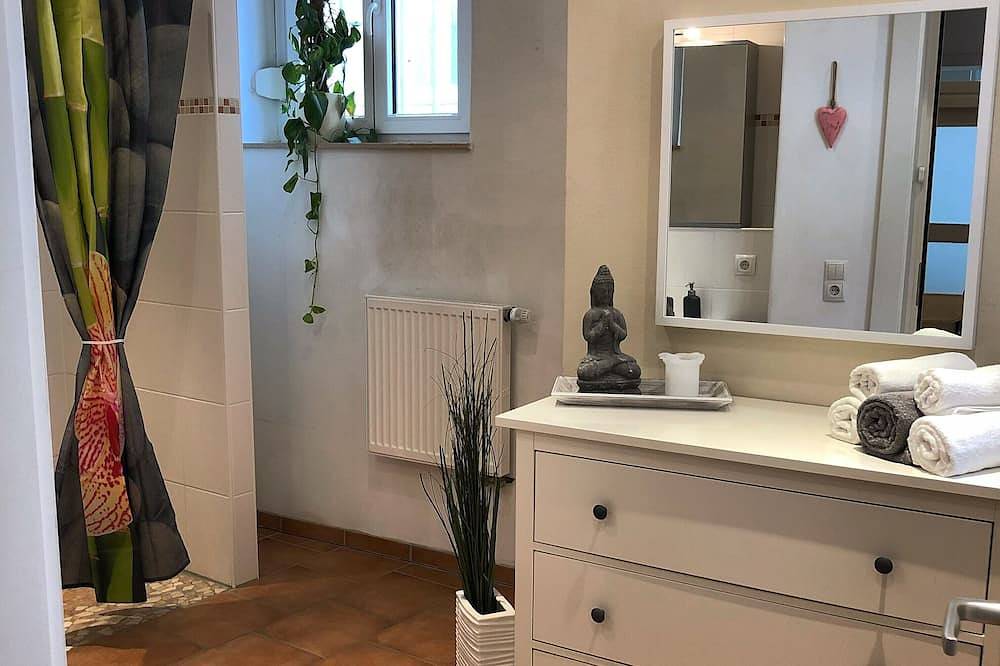 Ganze Wohnung, Barrierefreie Fewo Altstadthaus in der Innenstadt Speyer in Speyer, Rheinebene