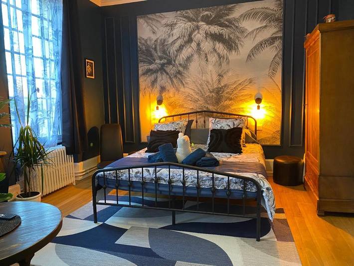 Location de vacances pour 2 personnes, avec Jacuzzi et Terrasse ainsi que Jardin et Piscine à Varennes-Vauzelles - 2