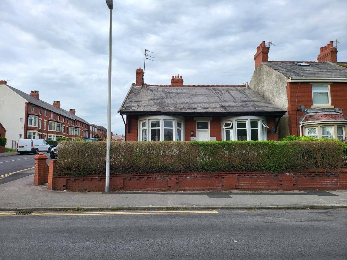 Three-Bedroom House in Blackpool Pleasure Beach, North West England