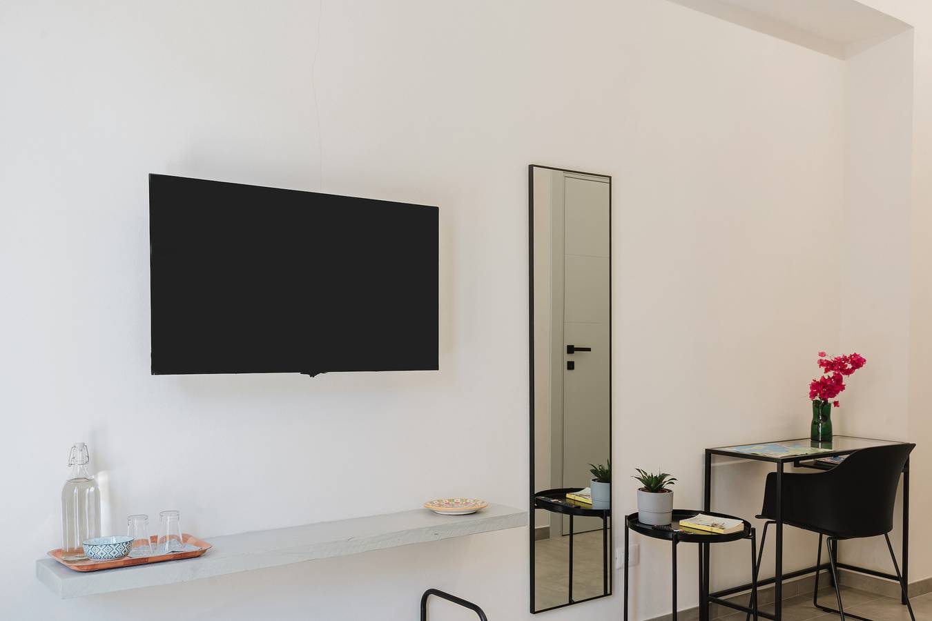 Stanza 'Levante' con Giardino Condiviso, Wi-Fi e Aria Condizionata in Marsala, Provincia di Trapani