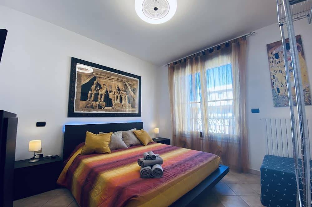 Apartamento entero, Cozy apartment with breakfast included and private garage on request in Foggia, Provincia de Foggia