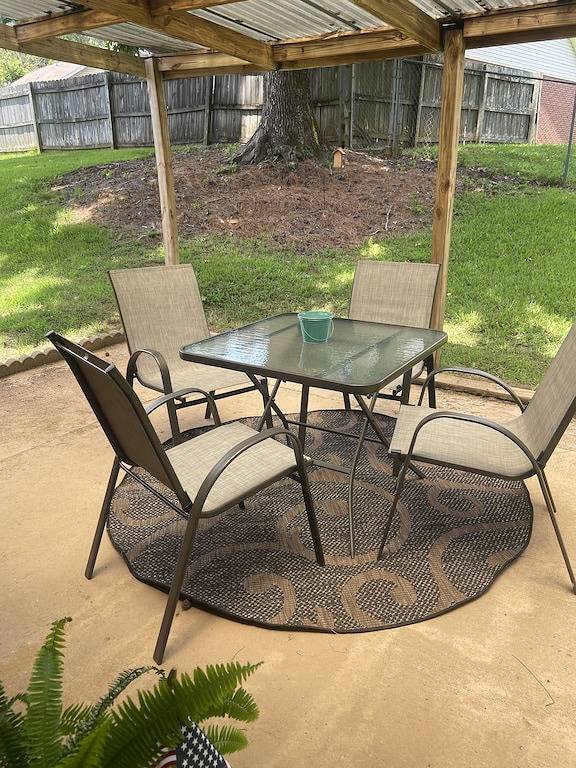 Close to Vaught Hemingway and Swayze in Oxford (MS), Lafayette County