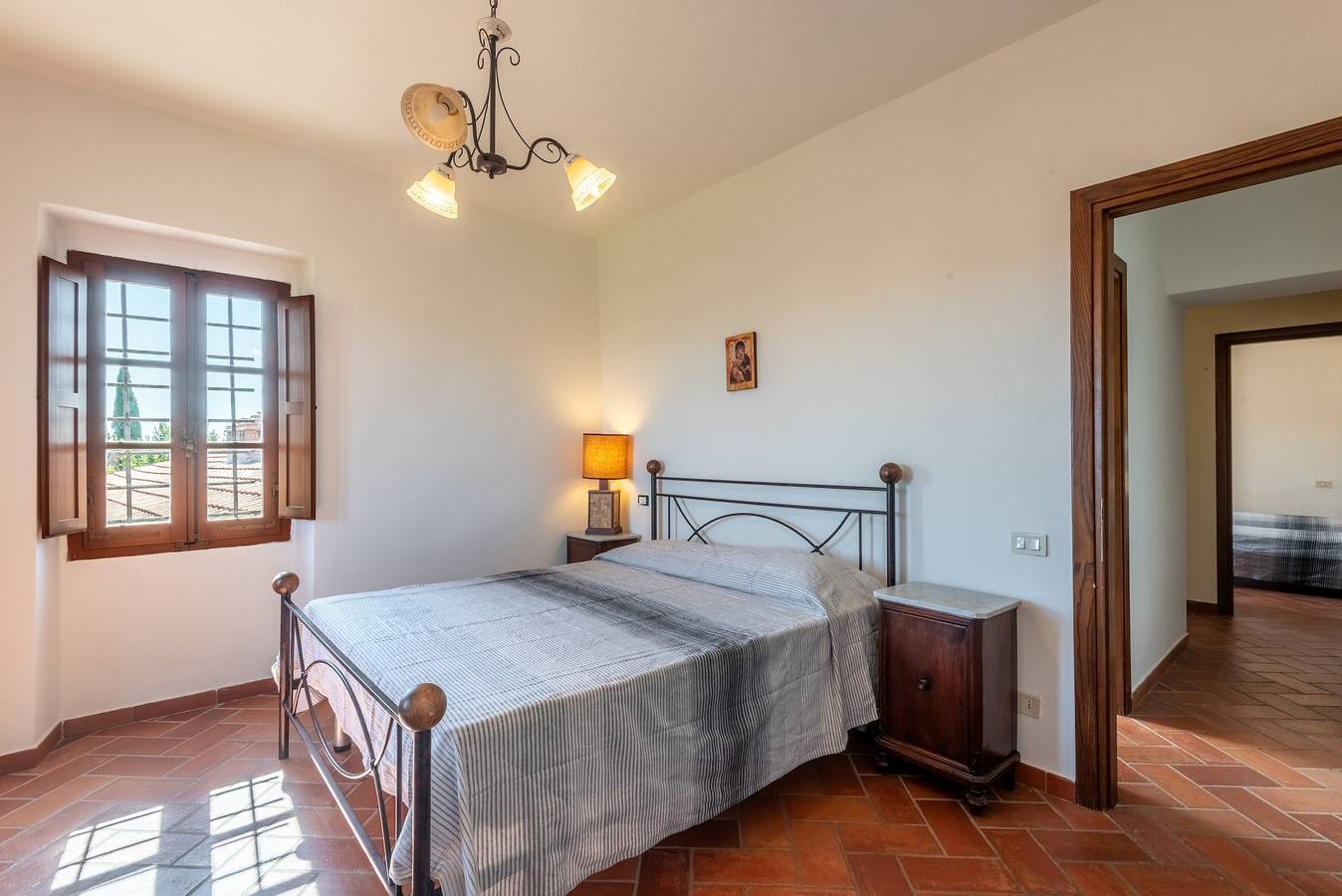 Ganze Wohnung, Apartment 'Giardino Su Siena' mit Blick auf die Hügel, Gemeinschaftsgarten und Wlan in Monteroni d'Arbia, Siena Provinz