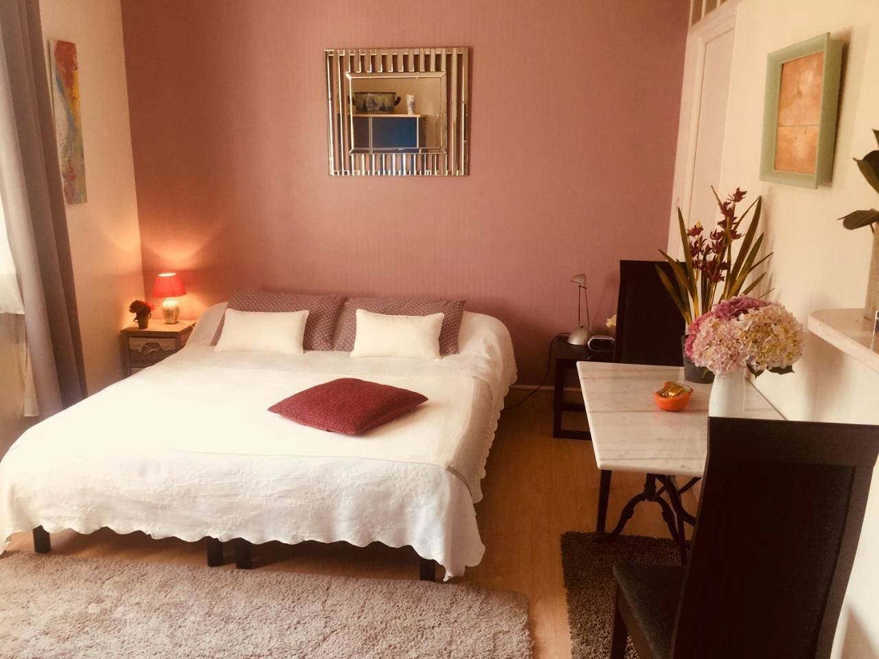 Appartement entier, Studio (2 Adults) in Les Rosaires, Plérin