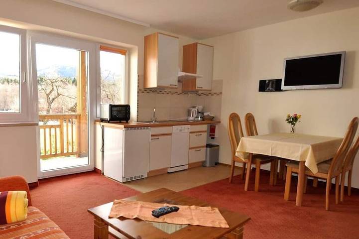 Ferienwohnung für 5 Personen, mit Garten und Terrasse