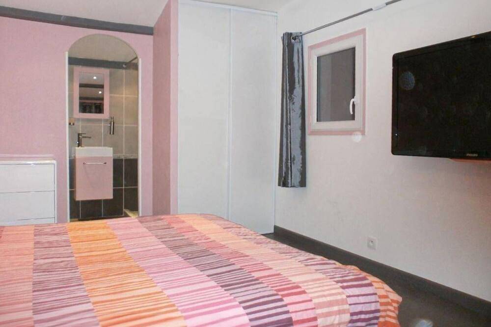 Gorgeous home in La Gaude in La Gaude, Cannes region