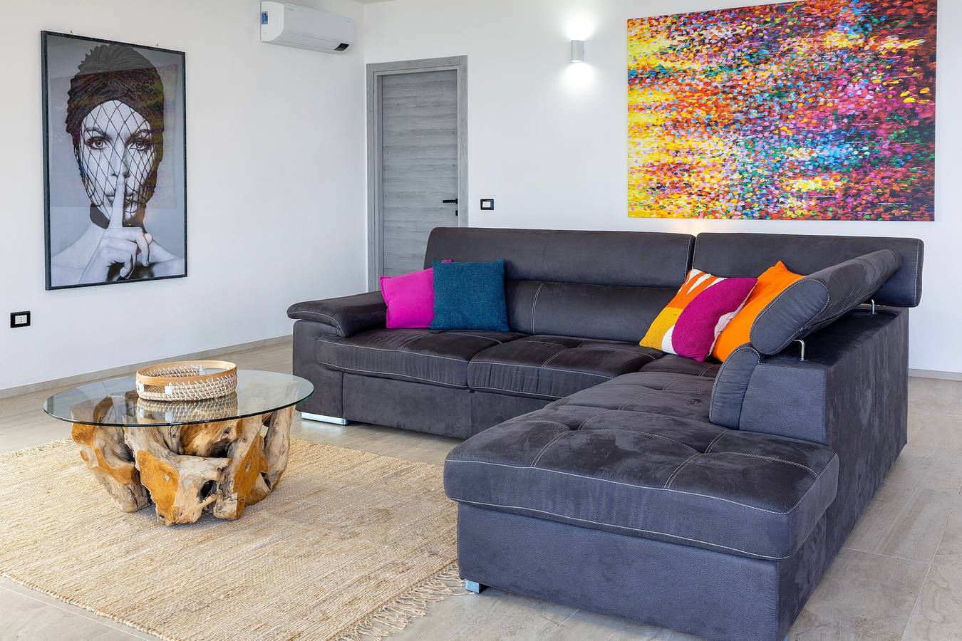 Villa 'Luxury Minni' con Vista Mare, Wi-Fi e Aria Condizionata in Tergu, Provincia di Sassari
