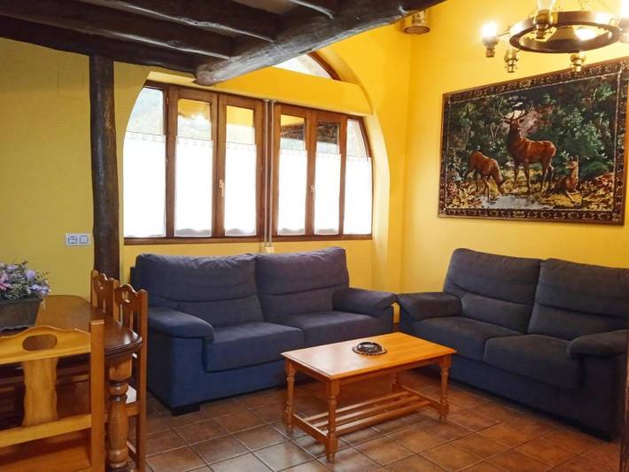 Location de vacances pour 6 personnes, avec jardin et vue à Biescas - 3