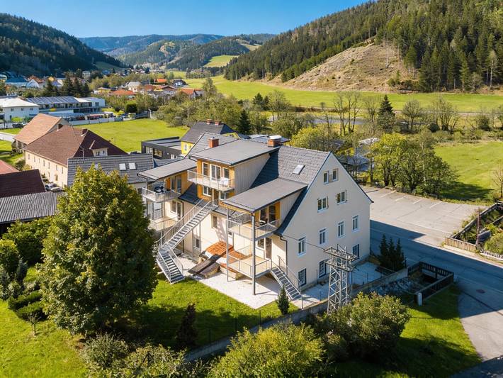 Ferienwohnung für 10 Personen, mit Terrasse