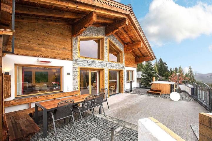 Appartement voor 10 personen, with Balkon and Terras as well as Whirlpool and Sauna in Königsleiten