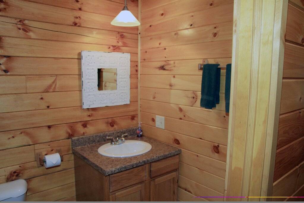 Kabine-Eigenes Badezimmer-Standard-Treetops Cabin in Hocking Hills