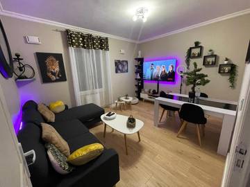 Gîte pour 4 personnes, avec vue à Le Teil