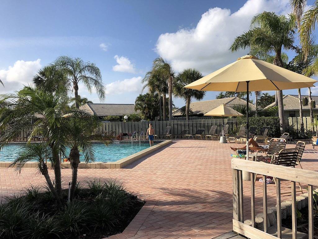 Ganze Wohnung, Bob's Beach Condo in Bella Vista am Jupiter Strand! in Jupiter, Palm Beach County