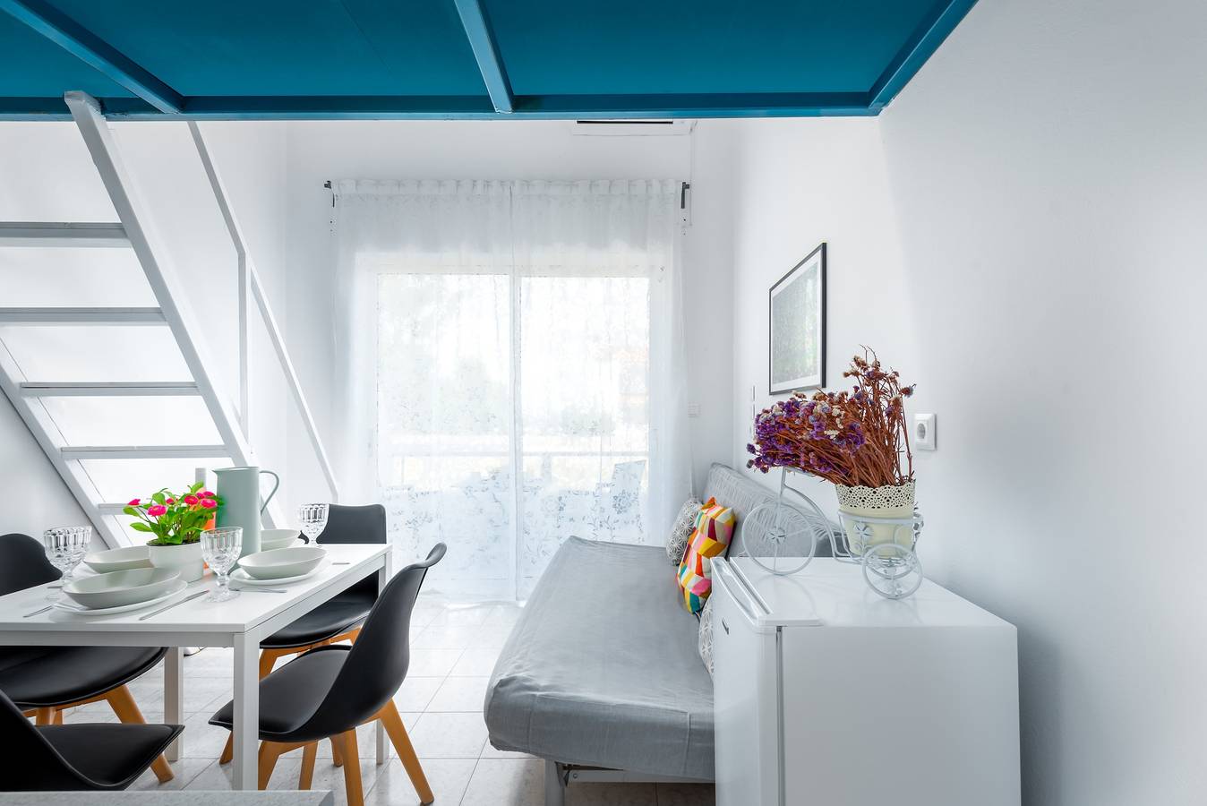 Gehele studio, Studio Appartement 'Sea Front In Ixia' met privétuin, draadloos internet en airconditioning in Ialyssos, Rhodos