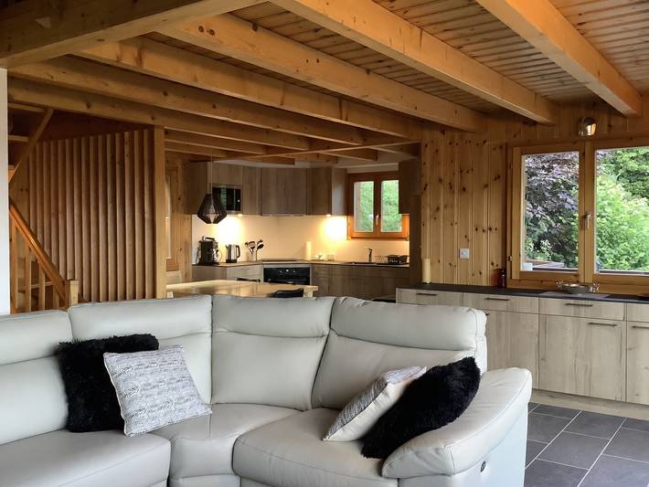 Ferienhaus für 10 Personen, mit Balkon und Garten in Nendaz