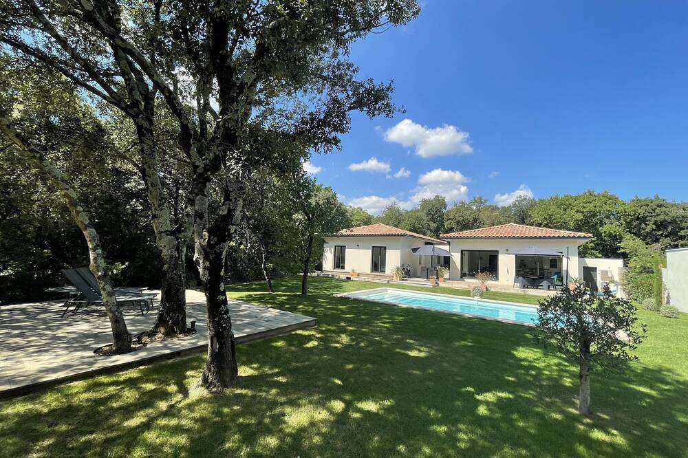 Villa Camille - Traumhafte Entspannung in Mitten Südfrankreichs in Saint-Siffret, Nimes und Umgebung