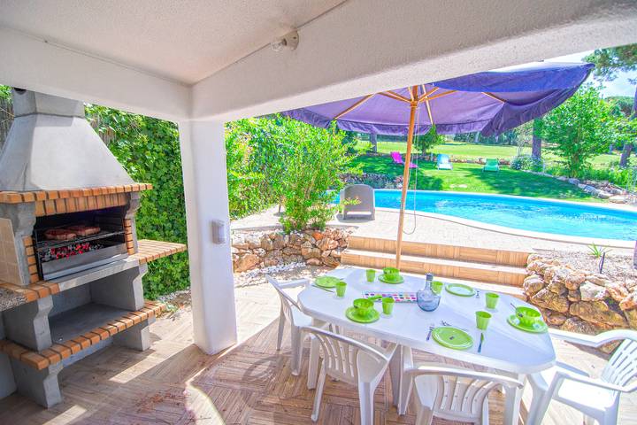 Villa pour 6 personnes, avec jardin ainsi que vue et terrasse à Vilamoura - 4