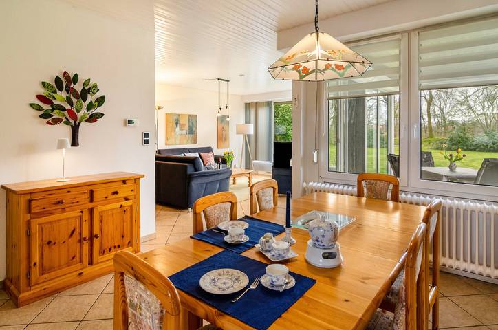 Ferienhaus "Am Gänsepfad" mit privater Terrasse, privatem Garten und Wlan in Hage, Norden und Umgebung