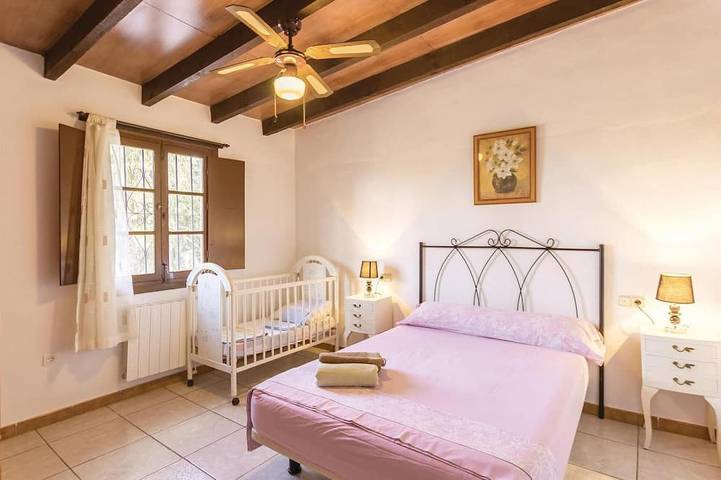 Ferienhaus für 28 Personen, mit Garten in Sayalonga - 2