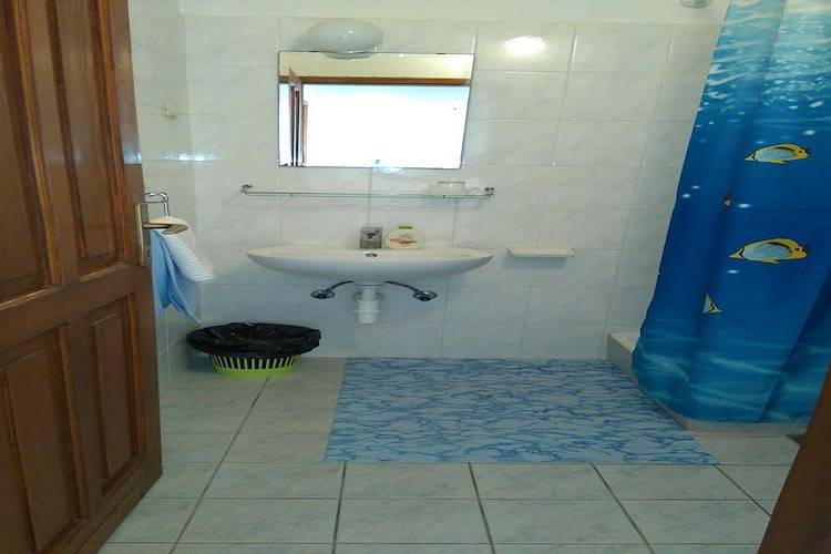Ganze Wohnung, Guest House Hazdovac - Double Room with Balcony and Sea View 3 in Mljet
