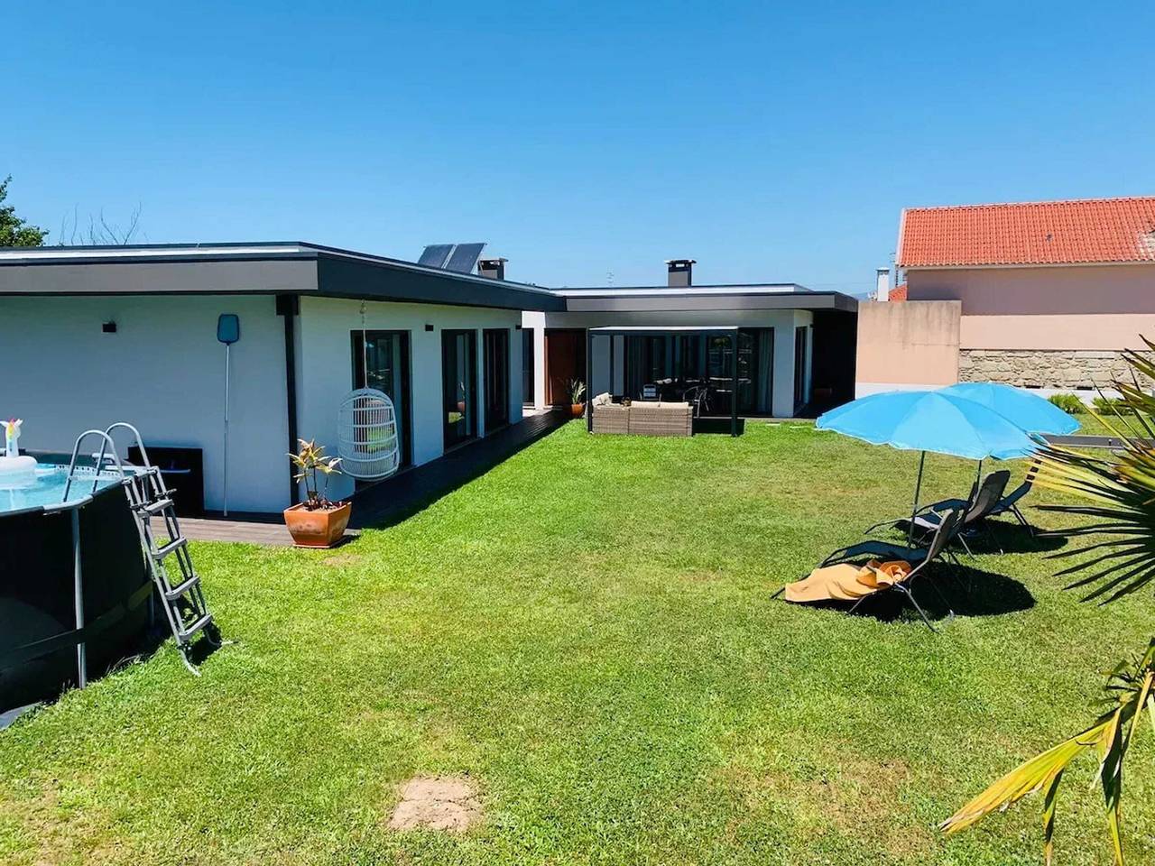 Villa with private pool in Neiva, 150 m² in São Romão de Neiva, Viana do Castelo District