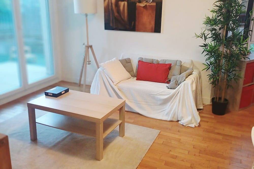 Ganze Wohnung, Pleasant, bright apartment 5 minutes from the metro. in Issy-les-Moulineaux, Hauts-de-Seine