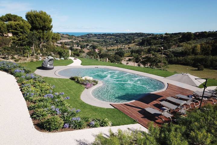 Villa Pietrarosa by MMega in Civitanova Marche, Costa Adriatica Marcas