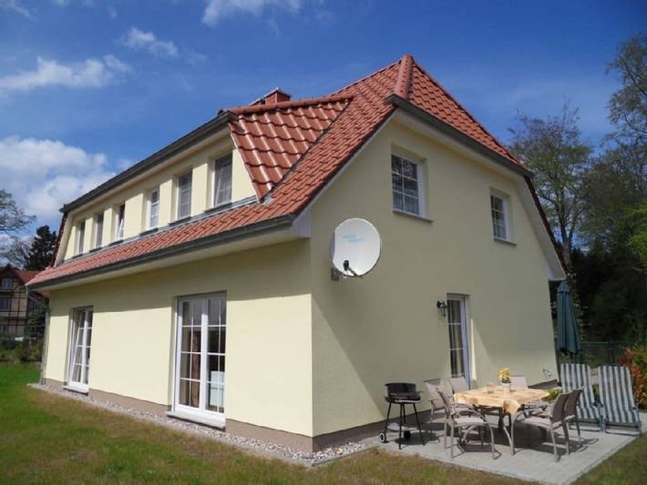 Ferienhaus für 8 Personen, mit Sauna und Garten
