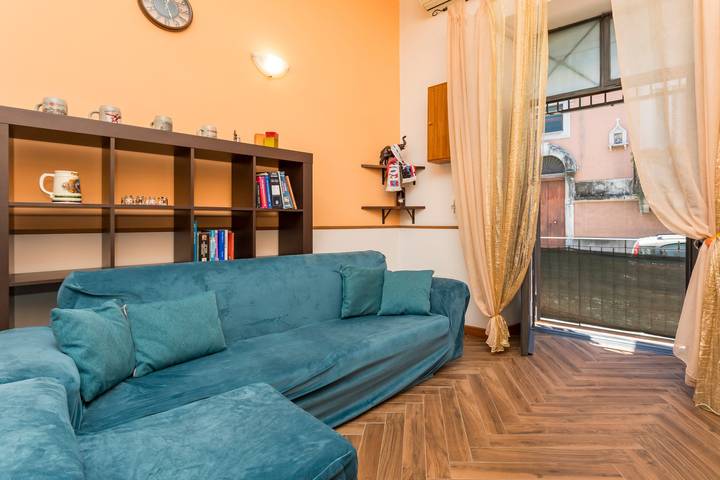 Ferienwohnung für 4 Personen, mit Balkon in Catania