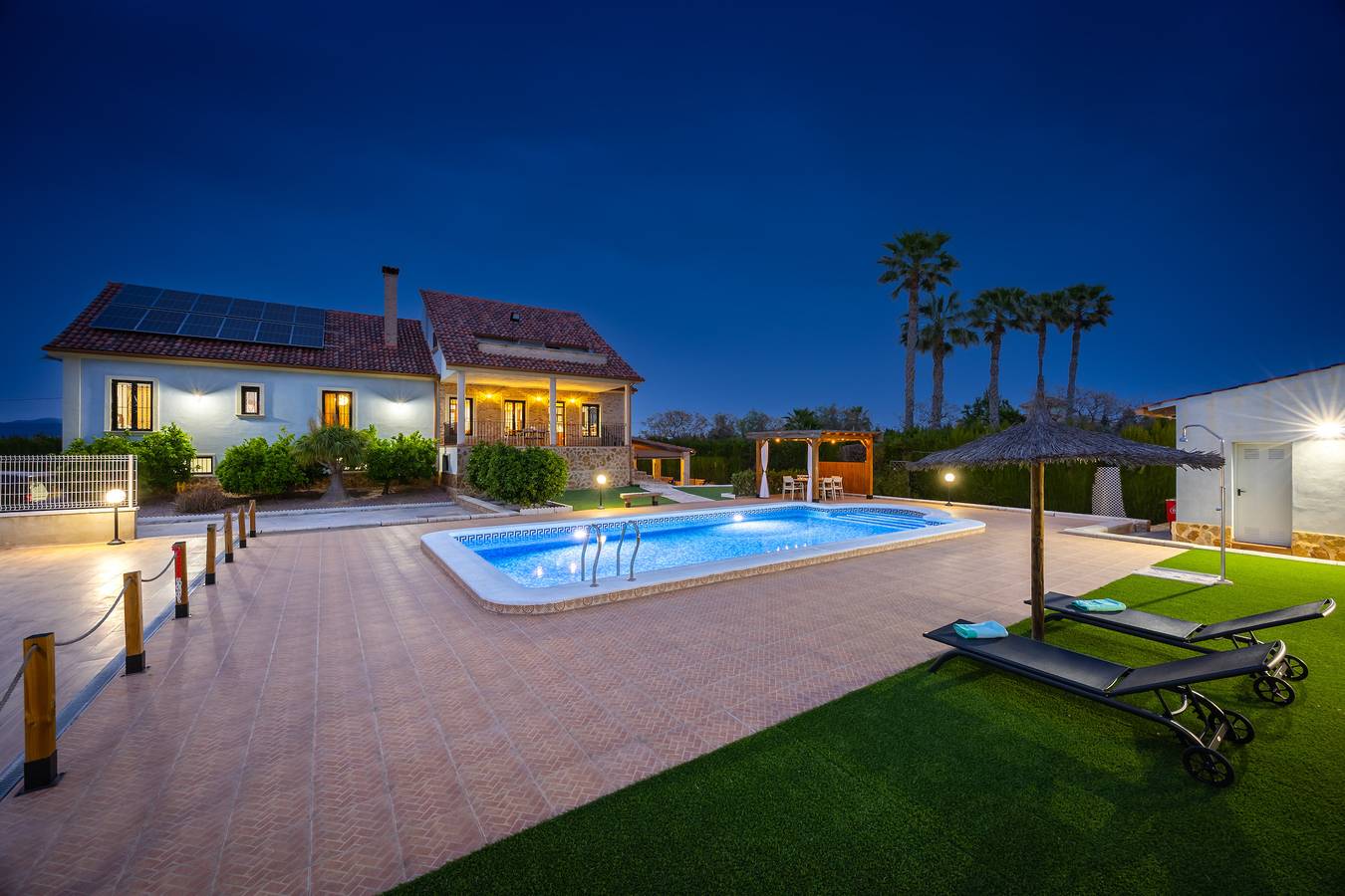Summer Oasis Retreat Villa by Fidalsa in Catral, Alicante Provinz
