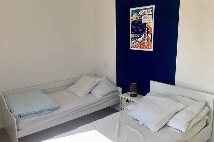 Villa ecológica, piscina privada climatizada, cerca de la playa Pinarelle, 9 personas in Pinarellu, Zonza