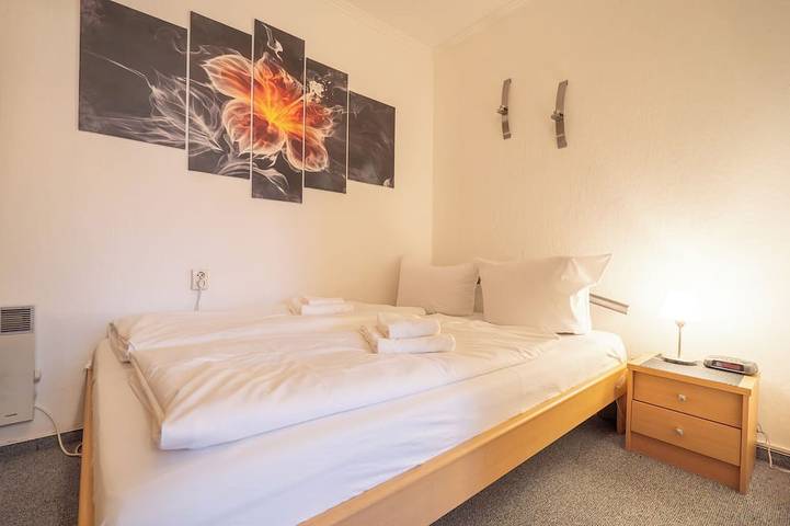 Ganze Wohnung, Erleben Sie tolle Tage im Harz! Helle und moderne Ferienwohung - Brockenhexe in Altenau, Harzvorland