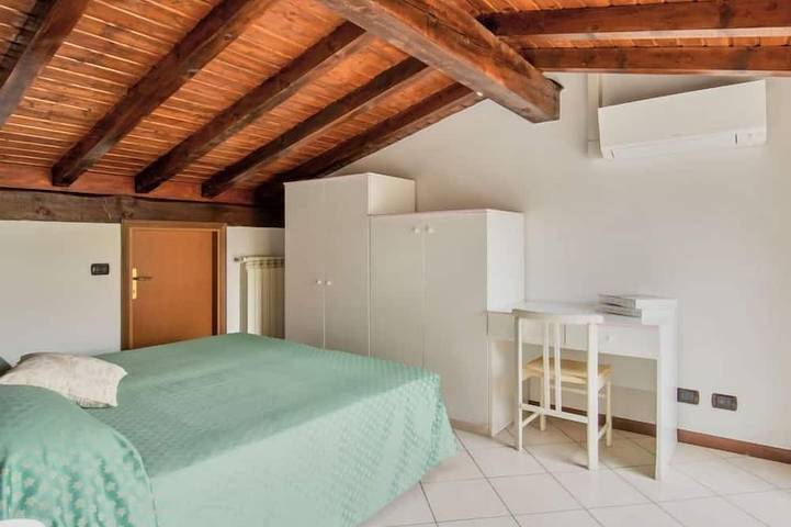 Entire apartment, Apartment Azalea in Lucino, Montano Lucino