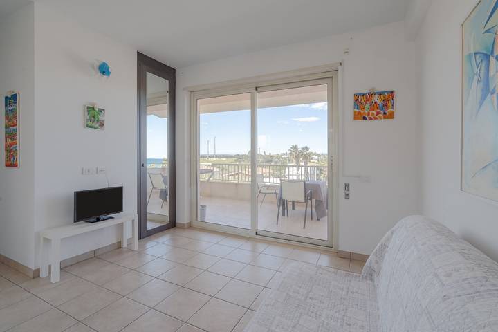Appartamento intero, Appartamento per vacanze "Giulietta" con vista mare, balcone e Wi-Fi in Reitani, Noto e dintorni