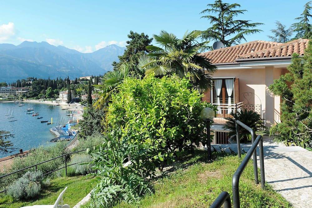 Ganze Wohnung, Casa Rosa in Spiaggia Val di Sogno a Malcesine (Malcesine), Malcesine