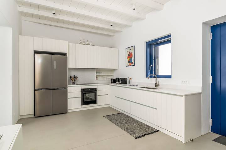 Villa pour 8 personnes, avec jardin dans Milos - 4