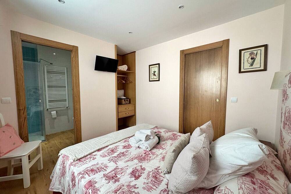 🏡✨ Escape to Isla, Cantabria: Your Ideal Vacation Home ✨🏡 in Isla, Arnuero