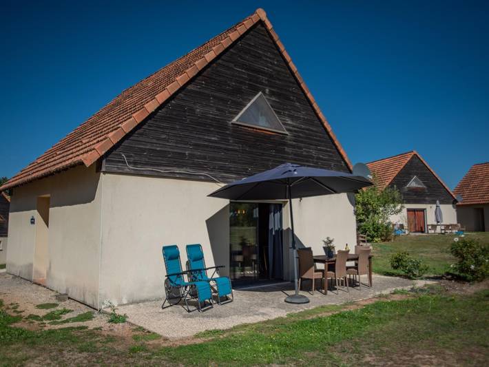 Village vacances pour 6 personnes, avec jardin ainsi que terrasse et bassin pour enfant, animaux acceptés dans le Sud de la France - 2