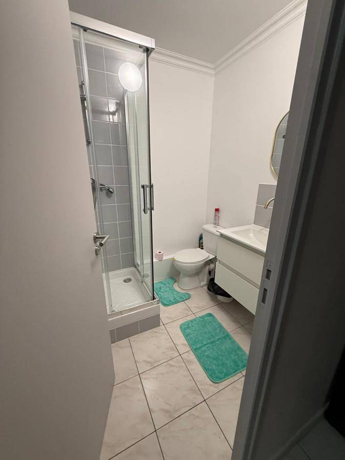 Gîte pour 3 personnes, avec balcon et vue à Saint-Gratien - 3