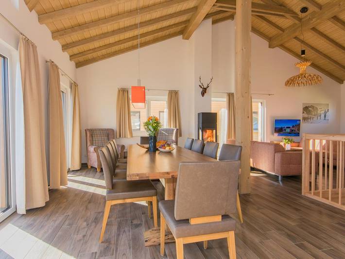 Ferienhaus für 10 Personen, mit Balkon und Terrasse sowie Sauna in Zell am See