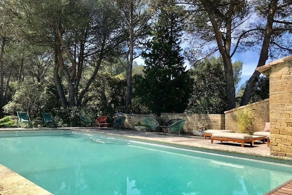 Villa des Baumes, 8 hectares de domaine privé, avec piscine, en pleine Provence in Cornillon-Confoux, Côte méditerranéenne (France)