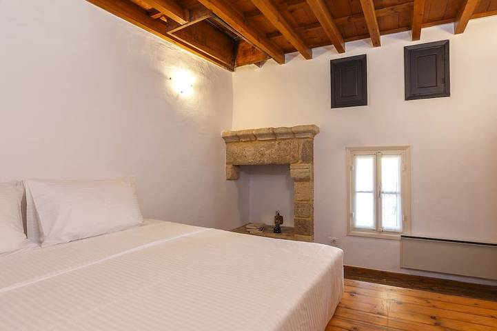 Villa für 4 Personen, mit Terrasse und Whirlpool sowie Garten in Rhodos Stadt - 4