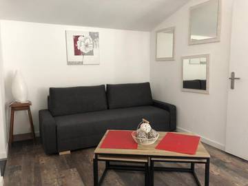 Gîte pour 6 personnes, avec terrasse dans Illies