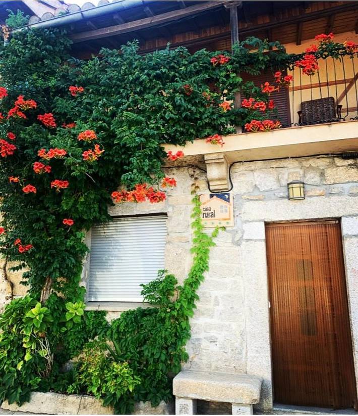 Casa rural para 10 personas, con Balcón además de Terraza y Vistas en Molinillo