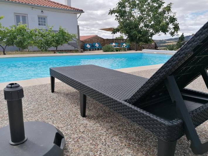 Location de vacances pour 10 personnes, avec jardin ainsi que piscine et vue dans Mogadouro - 3